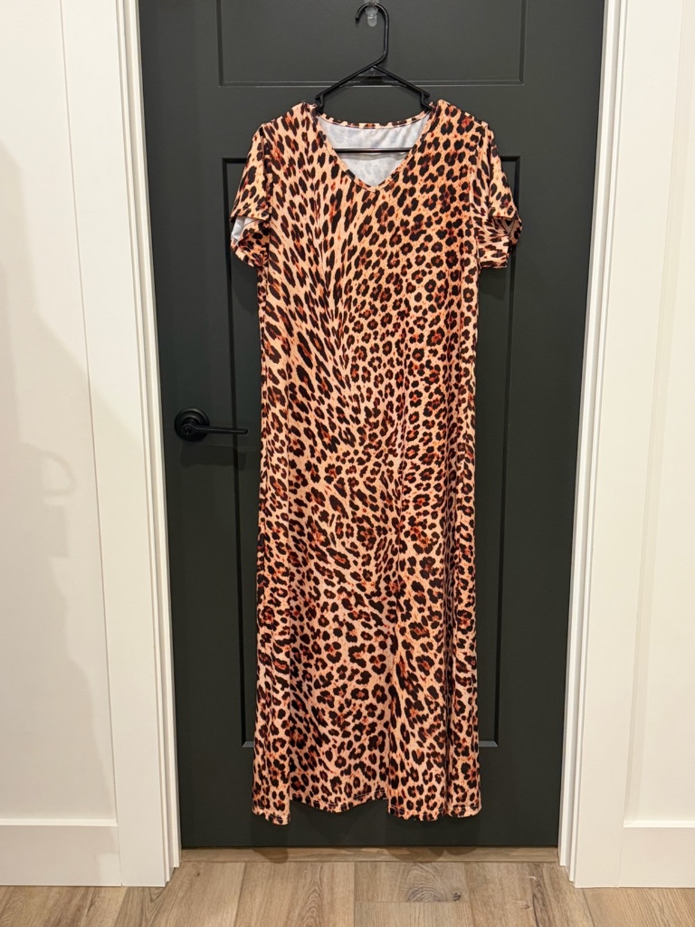 Leopard Print V-Neck Maxi Dress